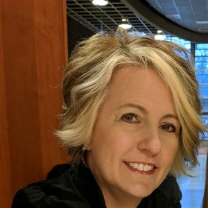 Meet your Posher, Rachele